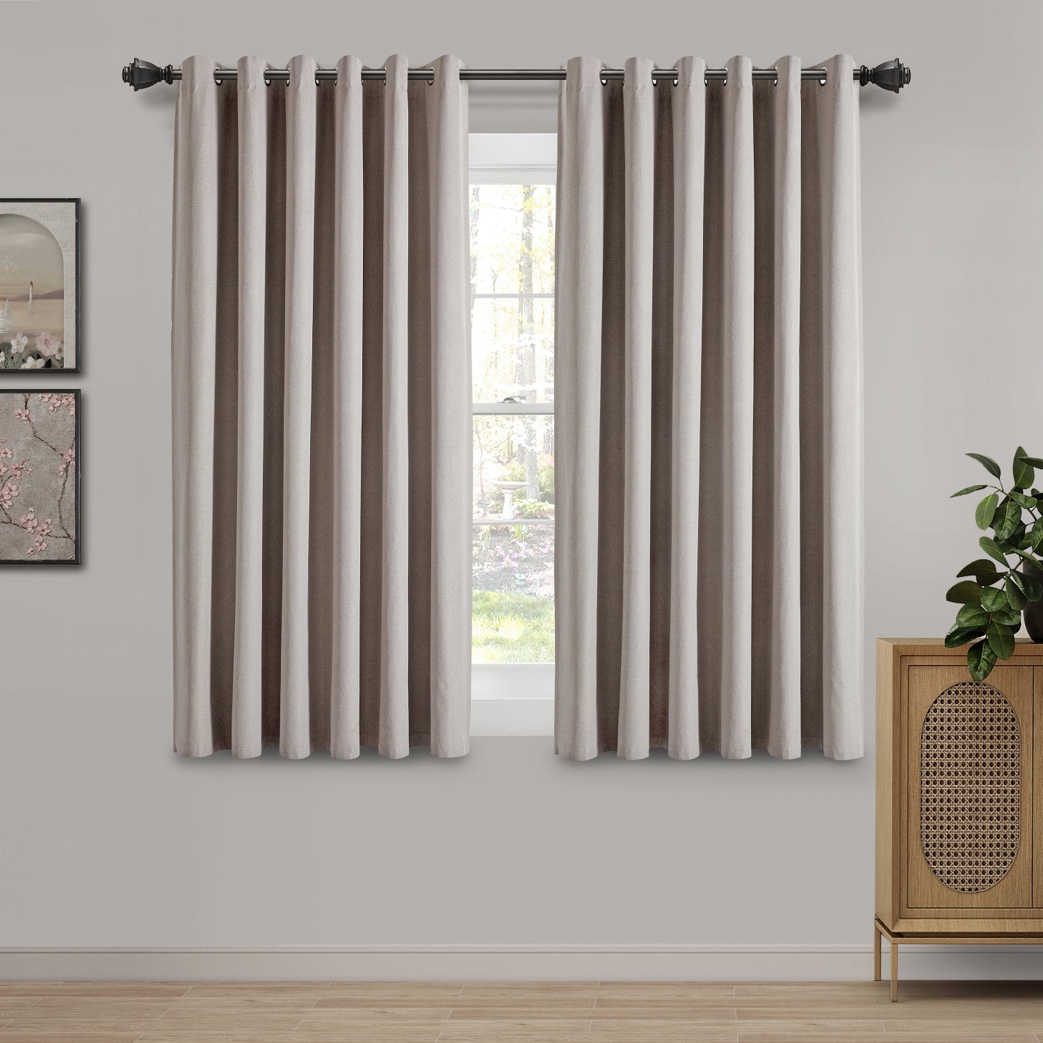 135 GSM Eyelet Ready Made Blackout Curtains For Living Room