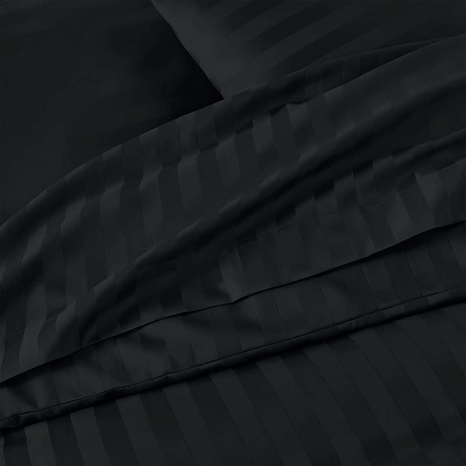 4 Piece Stripe Bedding Set - Duvet Cover, Pillowcases & Fitted Sheet
