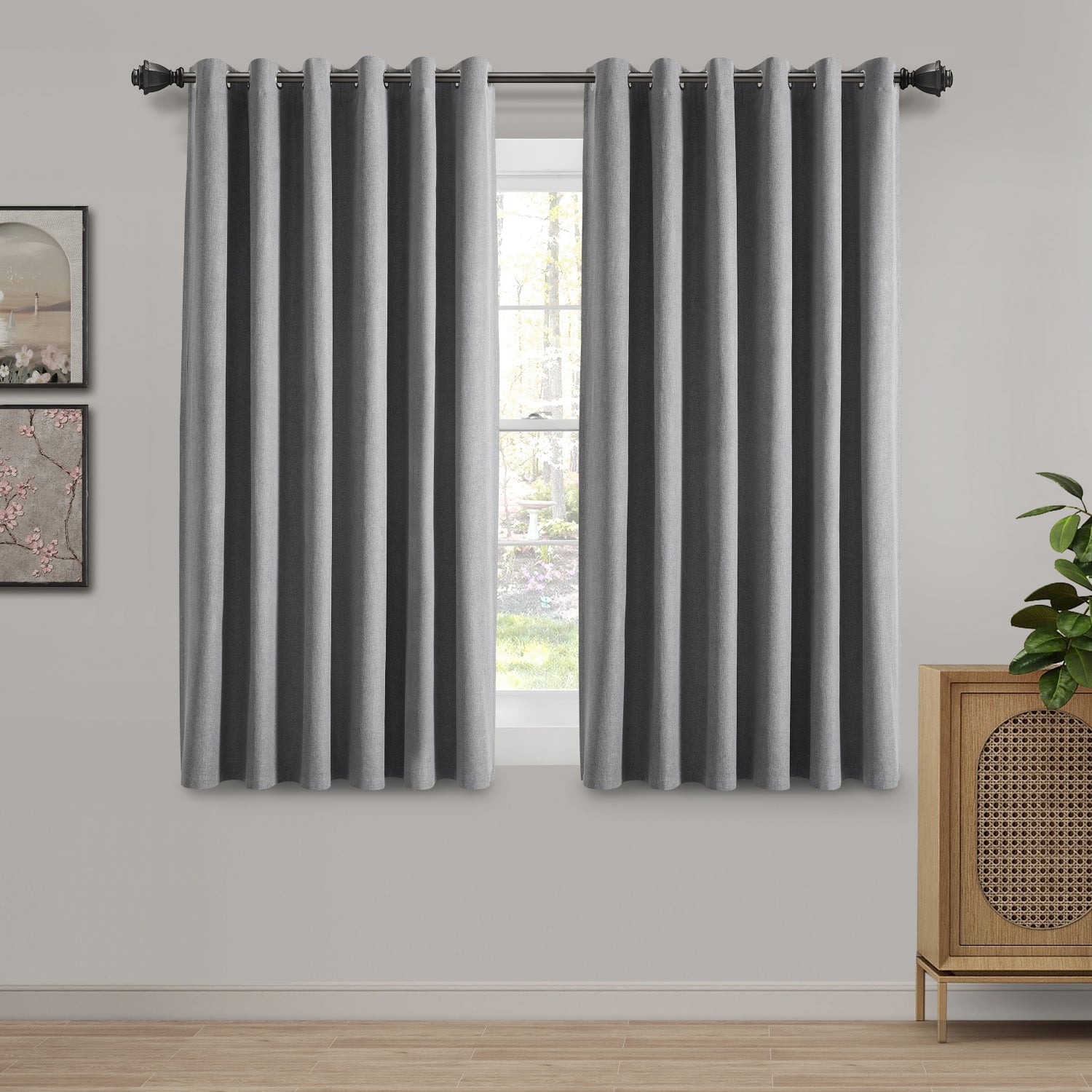 135 GSM Eyelet Ready Made Blackout Curtains For Living Room