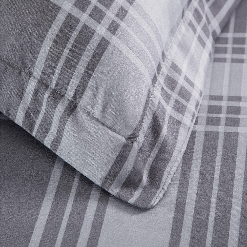 Grey Check Printed Duvet Cover Set