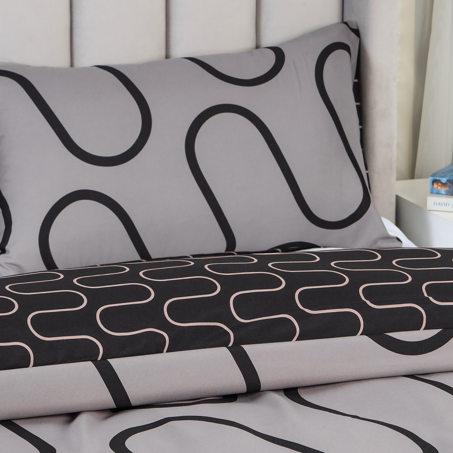 Waves Printed Duvet Cover Grey & Black