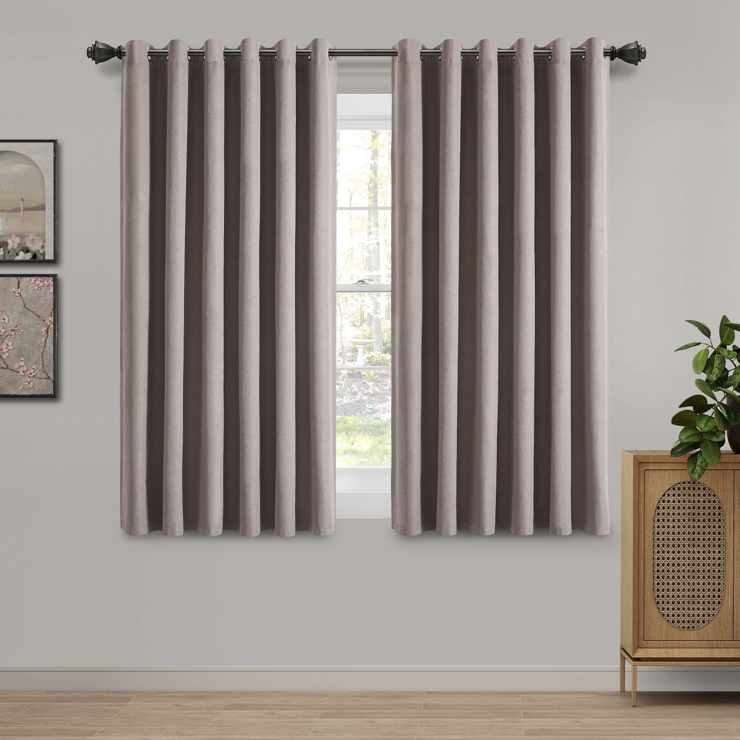 135 GSM Eyelet Ready Made Blackout Curtains For Living Room