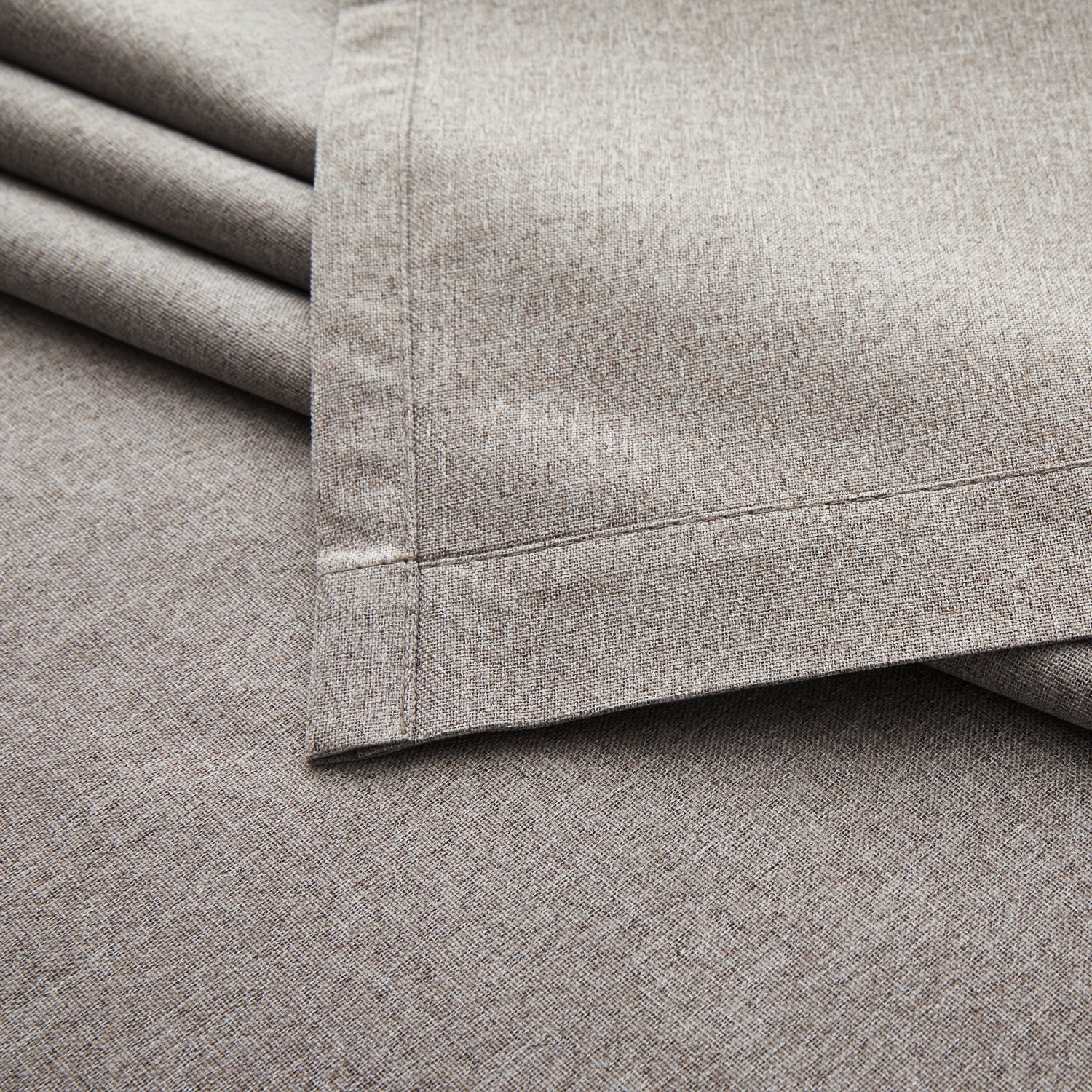 135 GSM Eyelet Ready Made Blackout Curtains For Living Room