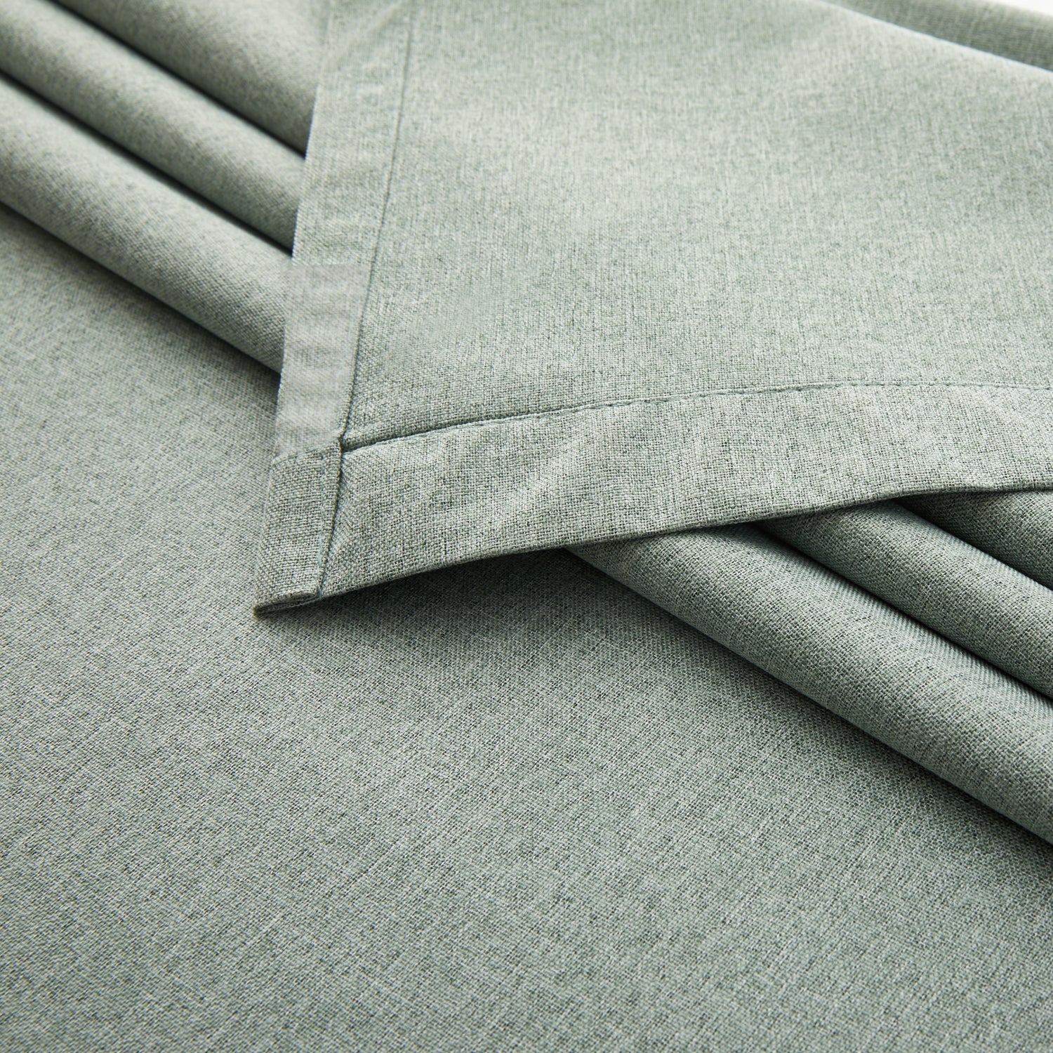 135 GSM Eyelet Ready Made Blackout Curtains For Living Room