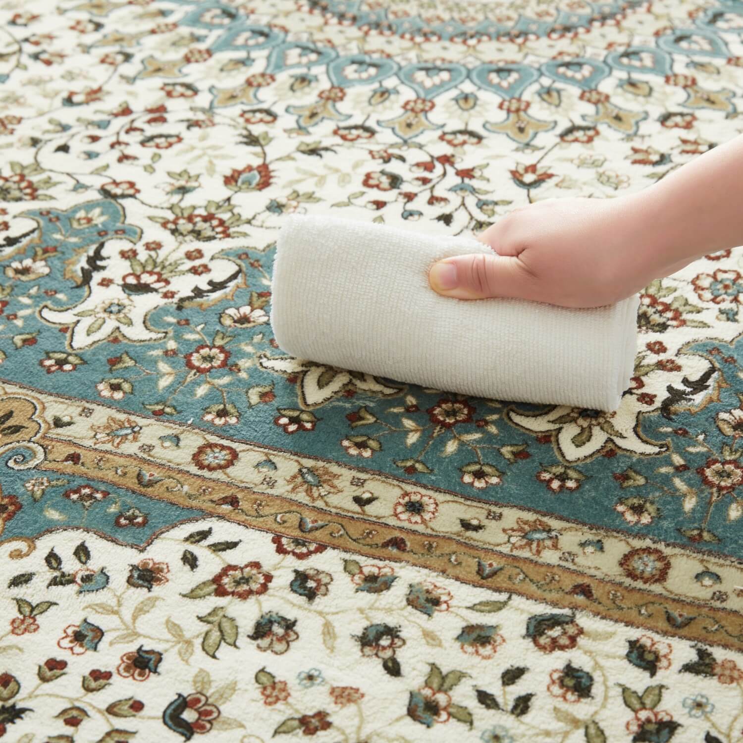 Traditional Persian Floral Area Rug