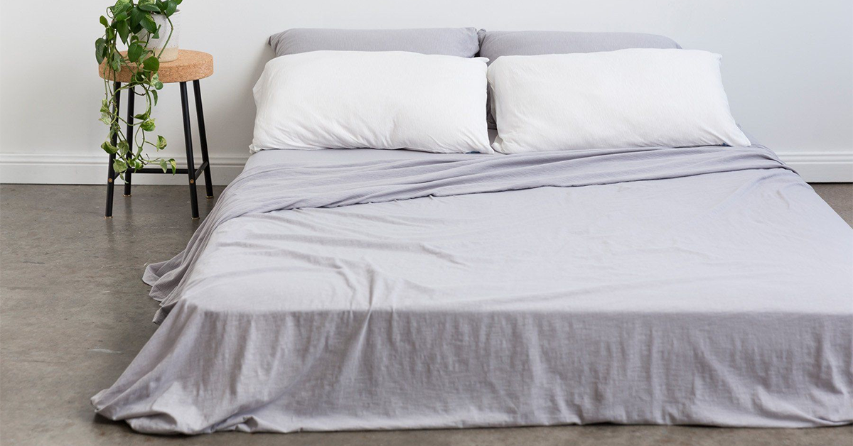 What Is A Flat Sheet Used For On A Bed