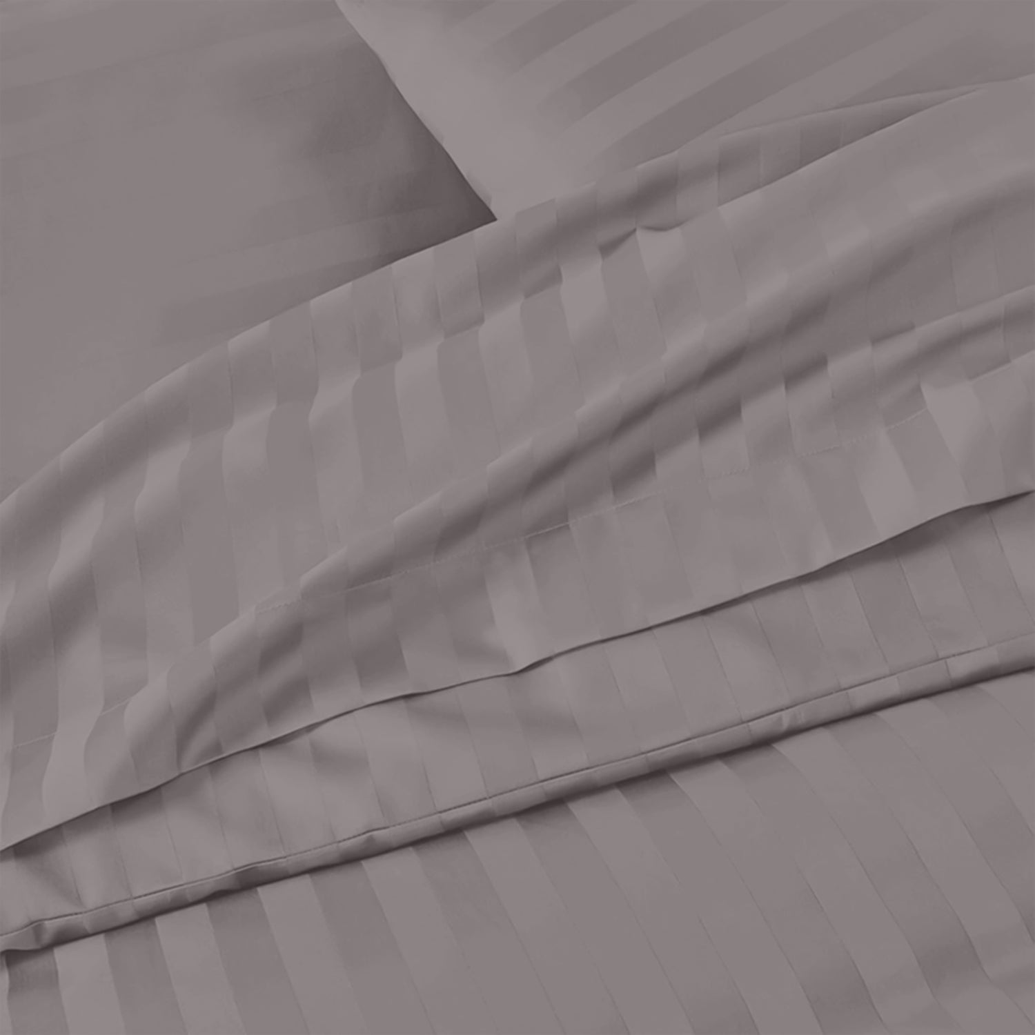 4 Piece Stripe Bedding Set - Duvet Cover, Pillowcases & Fitted Sheet